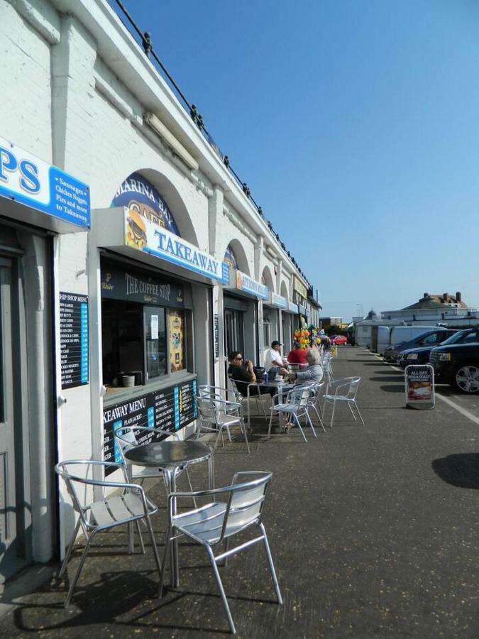'pavilion Cottage' Next To With Sea Views - Pet Friendly! Holiday home
